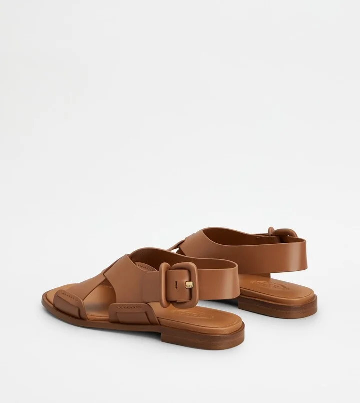 Sandals in Leather - Image 3