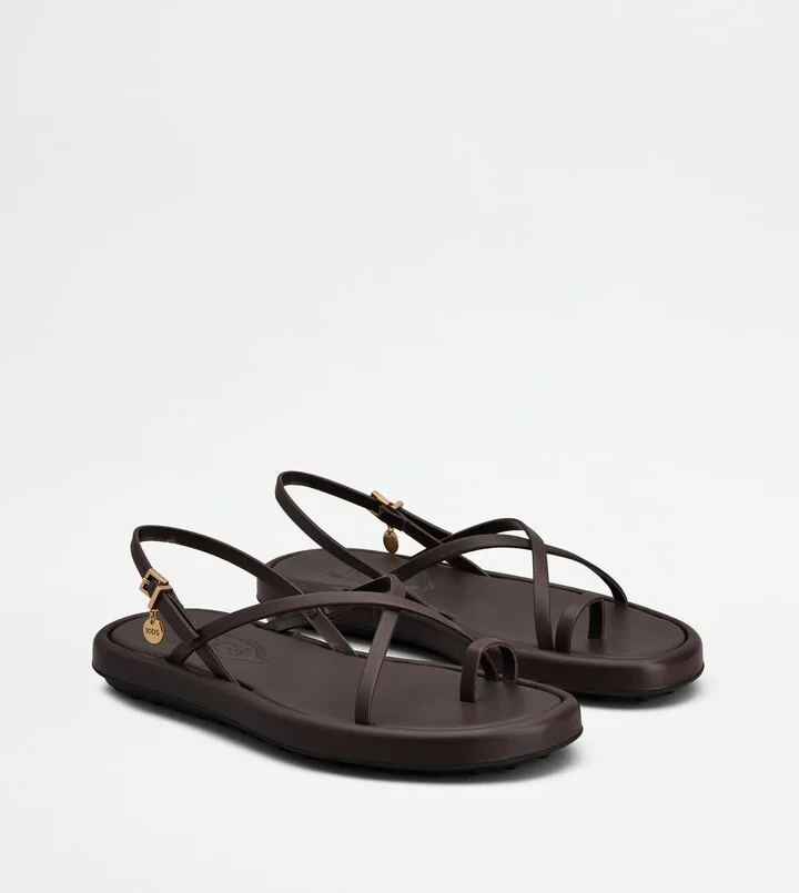 Sandals in Leather - Image 2