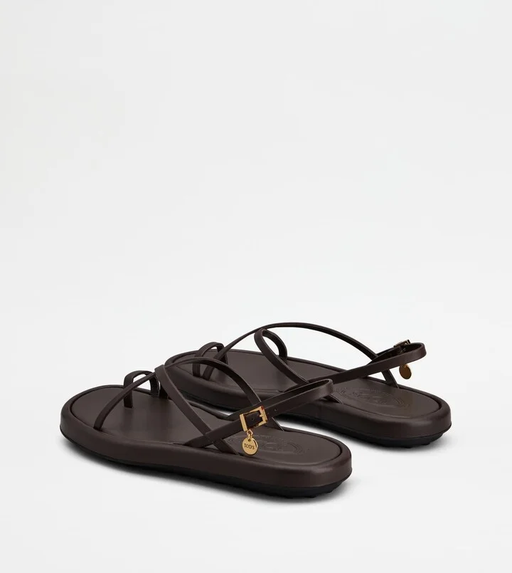 Sandals in Leather - Image 3