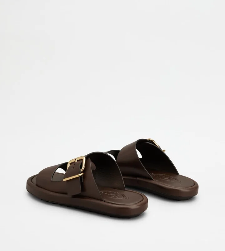 Sandals in Leather - Image 3