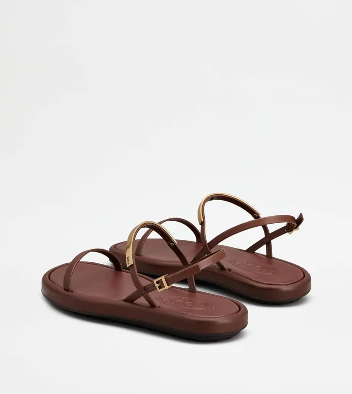 Sandals in Leather - Image 3