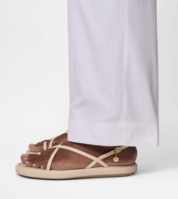 Sandals in Leather - Image 6