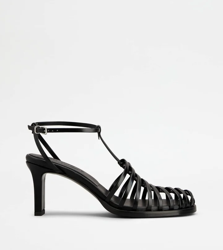 Sandals in Leather