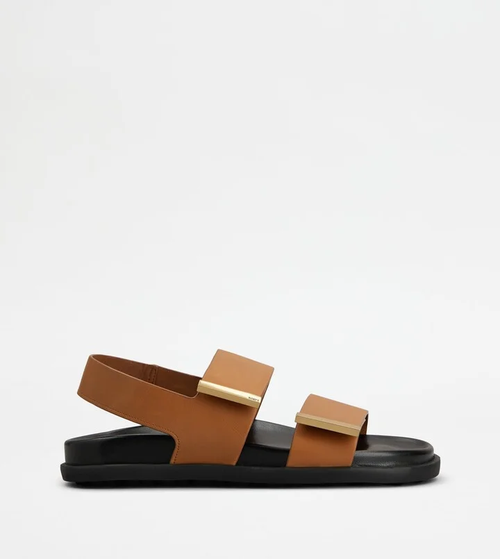 Sandals in Leather