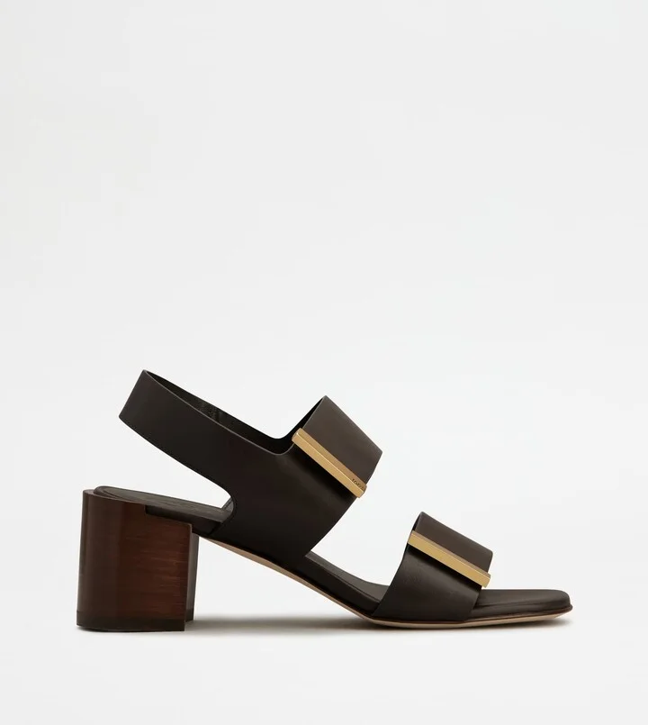 Sandals in Leather