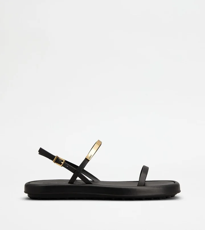 Sandals in Leather