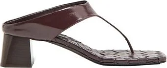 Sandals with leather heels
