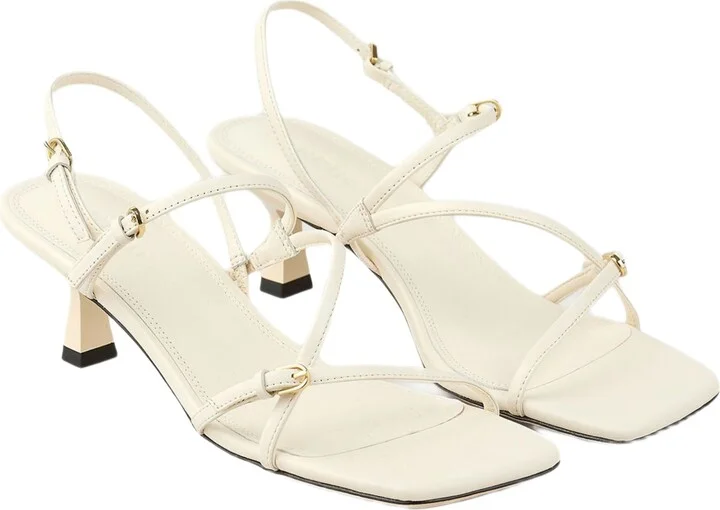 Sandals with straps - Image 2