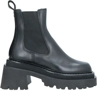 Sandro Woman Ankle boots