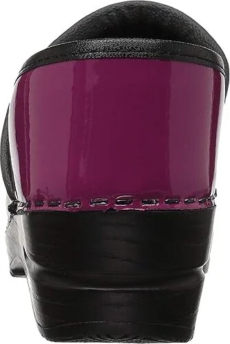 Sanita Professional Patent Women's Clog Shoes Fuchsia Patent : EU 37 (US Women's 5.5-6) Regular, Patent Leather - Image 5