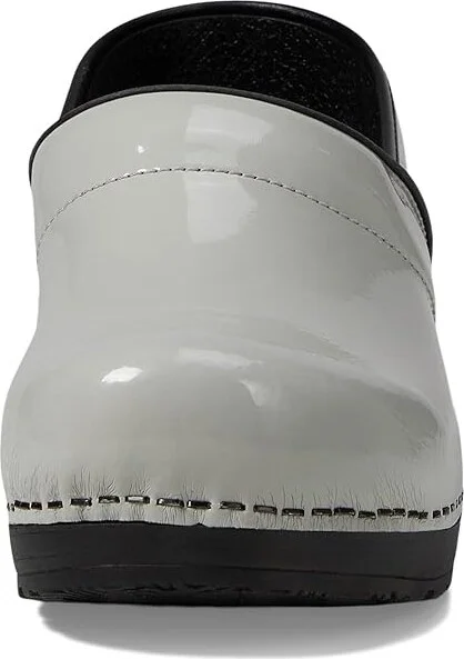 Sanita Professional Patent Women's Clog Shoes Light Grey : EU 41 (US Women's 9.5-10) Regular, Patent Leather - Image 5