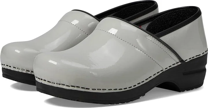 Sanita Professional Patent Women's Clog Shoes Light Grey : EU 41 (US Women's 9.5-10) Regular, Patent Leather