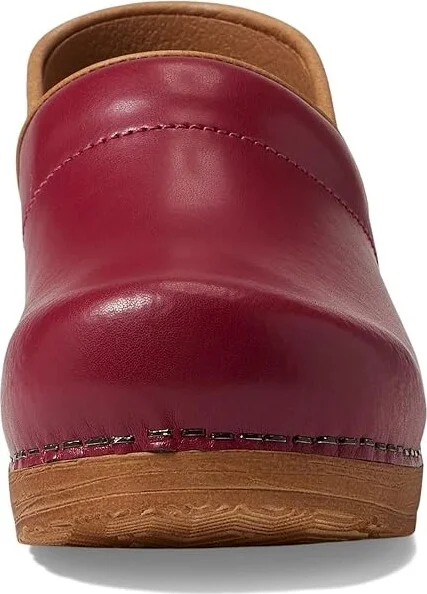 Sanita Professional PU Women's Clog Shoes Raspberry : EU 38 (US Women's 6.5-7) Regular - Image 5