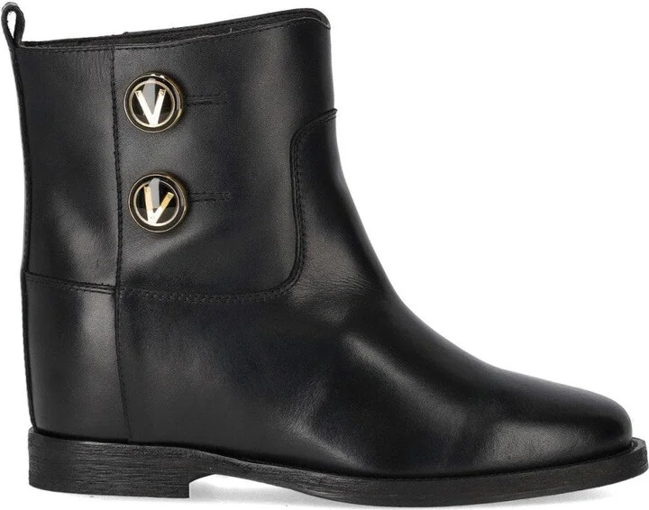 Santa Monica Black Ankle Boot With Buttons