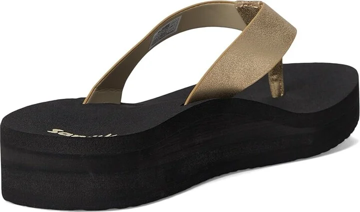 Sanuk Highland Metallic Women's Shoes Champagne : 11 B - Medium, Leather/Synthetic - Image 4