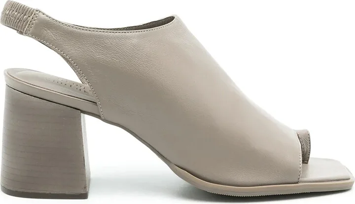 Sapatilha open-toe sandals