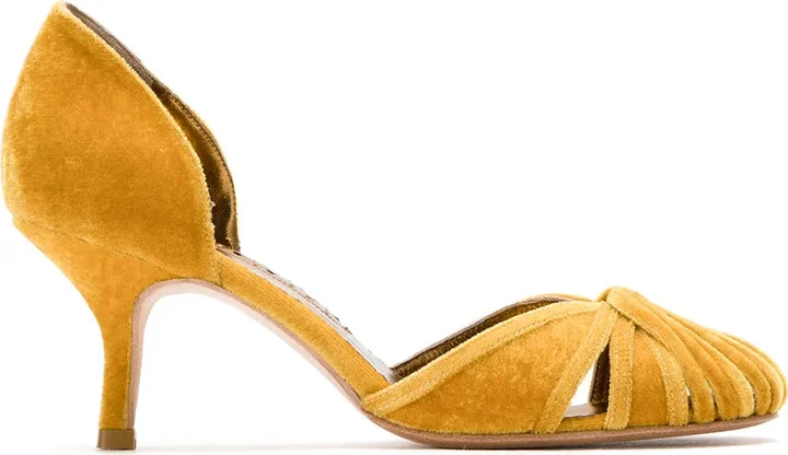 Sarah velvet pumps