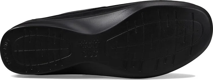 SAS Roamer T-Strap Comfort Loafer Women's Shoes Black : 7 S - Slim (AAA), Leather - Image 4