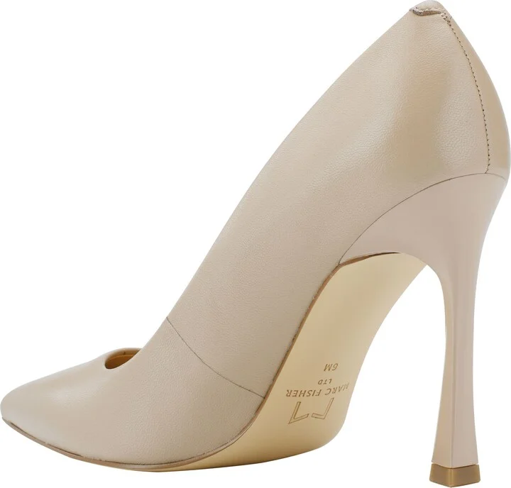 Sassie Pointed Toe Pump - Image 2