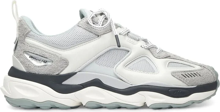 Satellite Runner sneakers