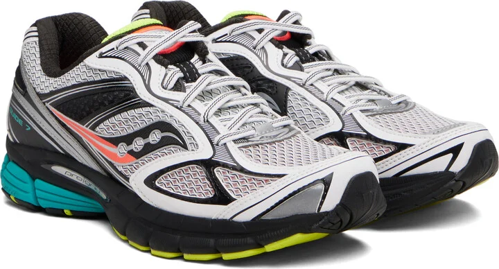 Saucony Black & White ProGrid Guide 7 Sneakers - Image 4