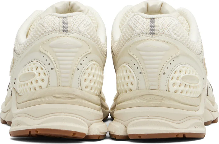 Saucony Off-White & Beige ProGrid Triumph 4 Heritage Sneakers - Image 2
