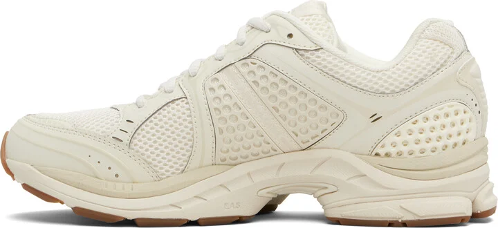 Saucony Off-White & Beige ProGrid Triumph 4 Heritage Sneakers - Image 3
