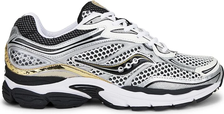 Saucony Progrid Omni 9 in Grey