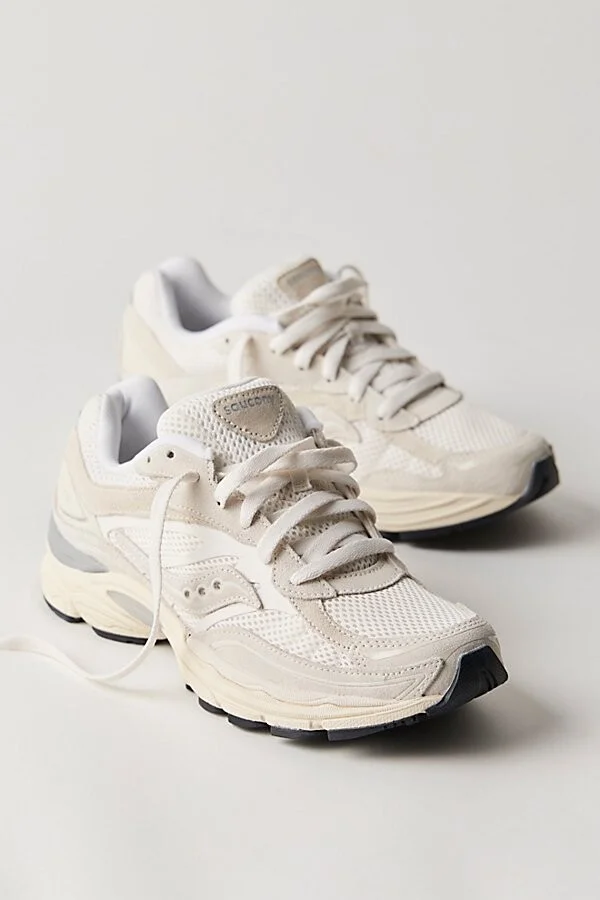 Saucony ProGrid Omni 9 Sneakers - Image 2
