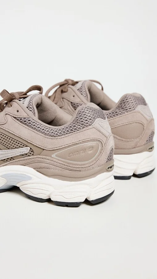 Saucony Progrid Omni 9 Sneakers - Image 4