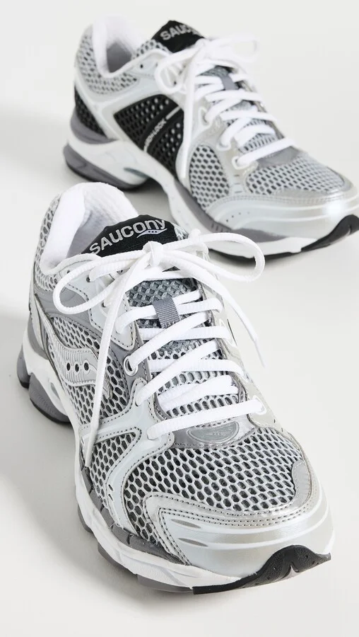 Saucony Progrid Triumph 4 Unisex Sneakers - Image 3