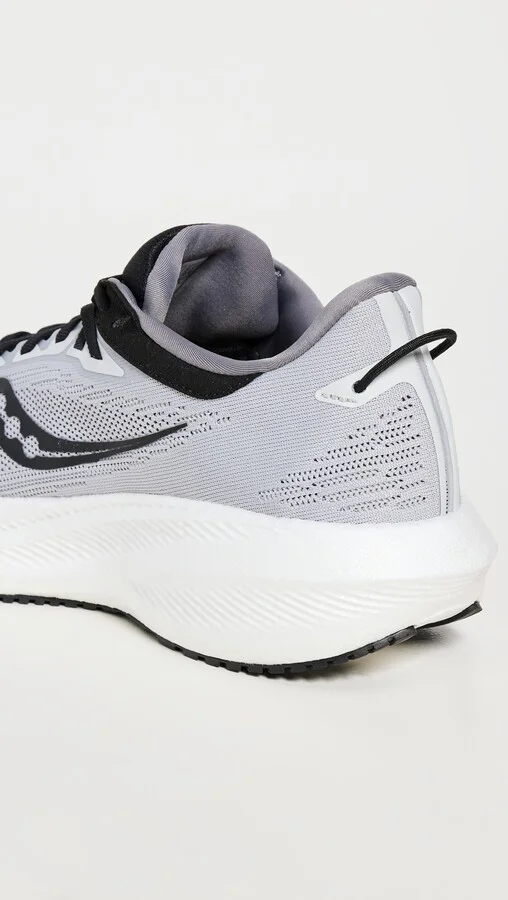 Saucony Triumph 21 Sneakers - Image 4