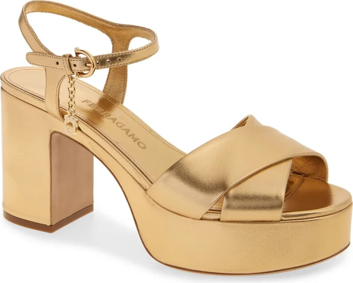 Savia Platform Sandal