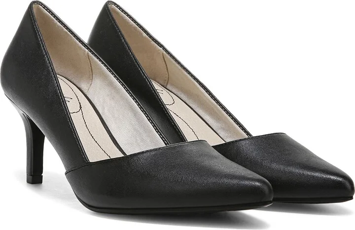 Savvy Pointed Toe Pump - Image 9