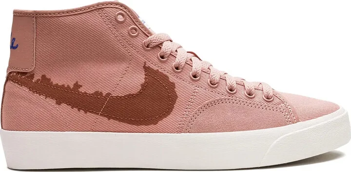 SB Blazer Court Mid "Rose Whisper" sneakers