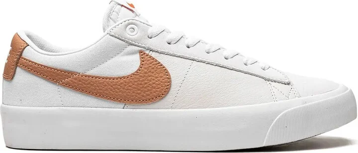 SB Blazer Low GT sneakers