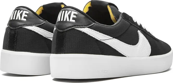 SB Bruin React "Black/White" sneakers - Image 3