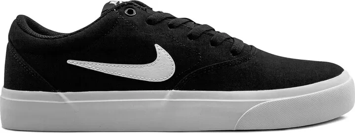 SB Charge low-top sneakers