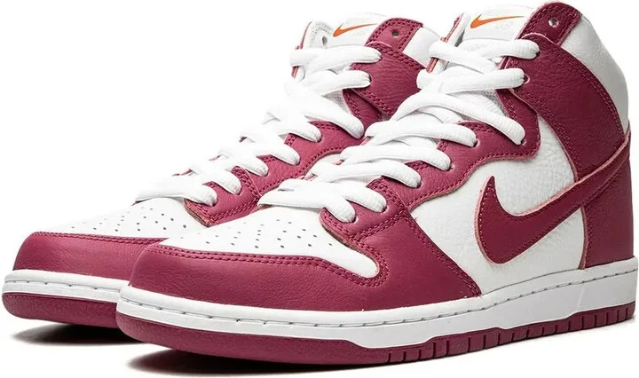SB Dunk High "Sweet Beet" sneakers - Image 3