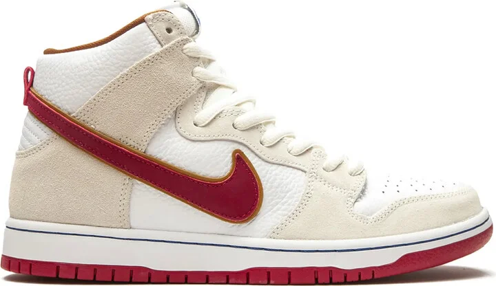 SB Dunk High "Team Crimson" sneakers