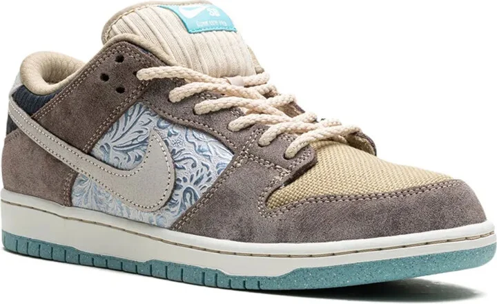 SB Dunk Low "Big Money Savings" sneakers - Image 2