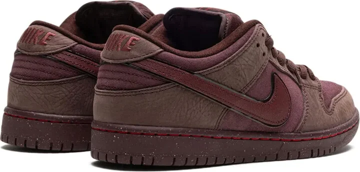 SB Dunk Low "City of Love" sneakers - Image 3