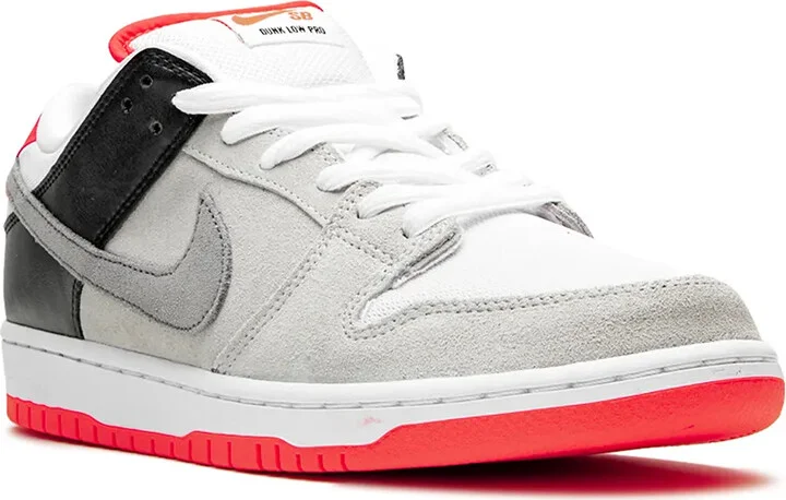 SB Dunk Low "Infrared" sneakers - Image 2