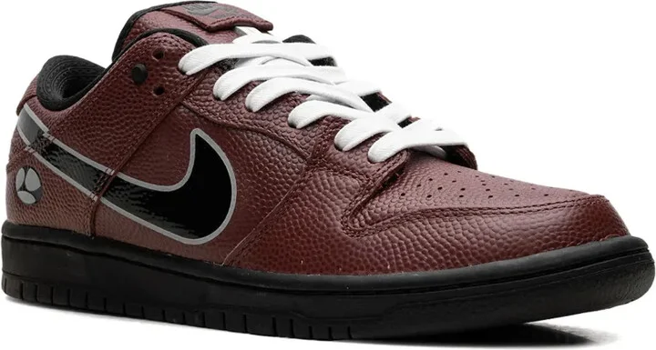 SB Dunk Low leather "Limosine Skateboard" sneakers - Image 2