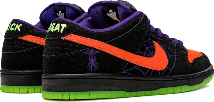 SB Dunk Low "Night Of Mischief" sneakers - Image 3