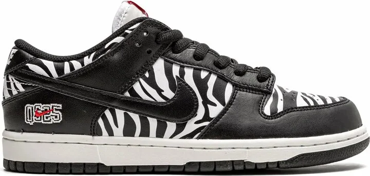 SB Dunk Low OG QS "Quarter Snacks" sneakers