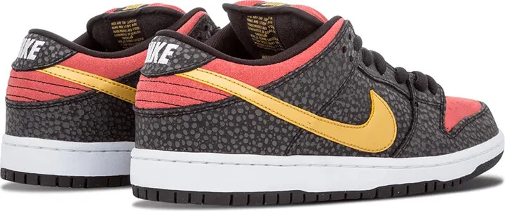 SB Dunk Low Premium QS "Walk Of Fame" sneakers - Image 3