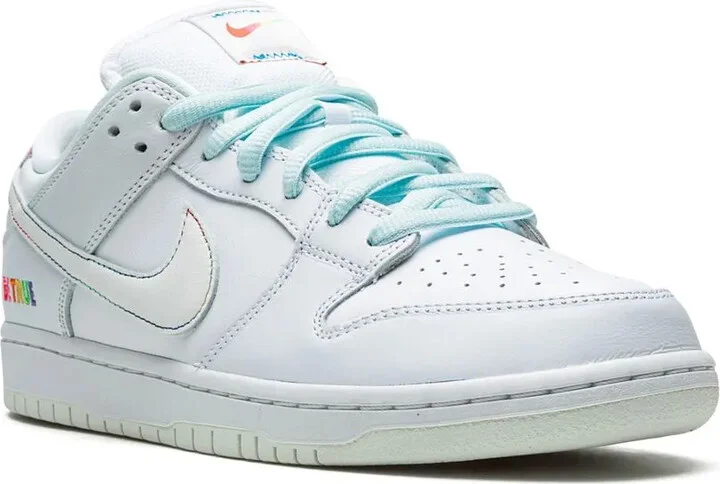 SB Dunk Low Pro "Be True" sneakers - Image 2
