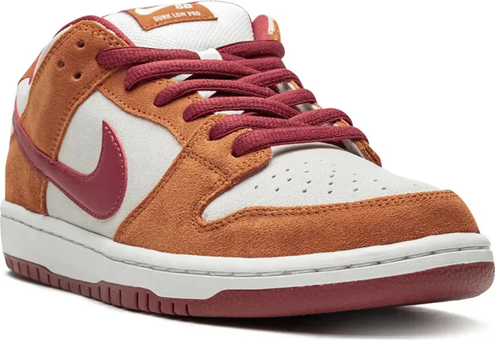 SB Dunk Low Pro "Dark Russet" sneakers - Image 2