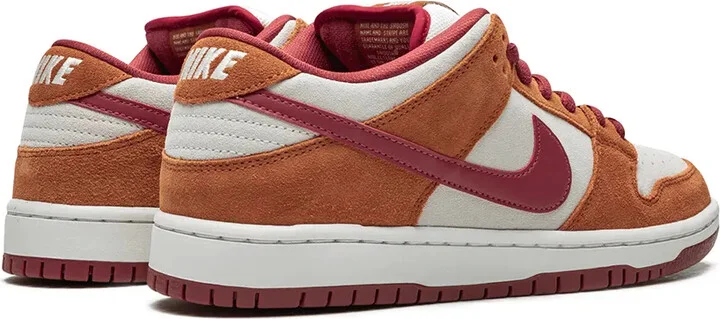 SB Dunk Low Pro "Dark Russet" sneakers - Image 3